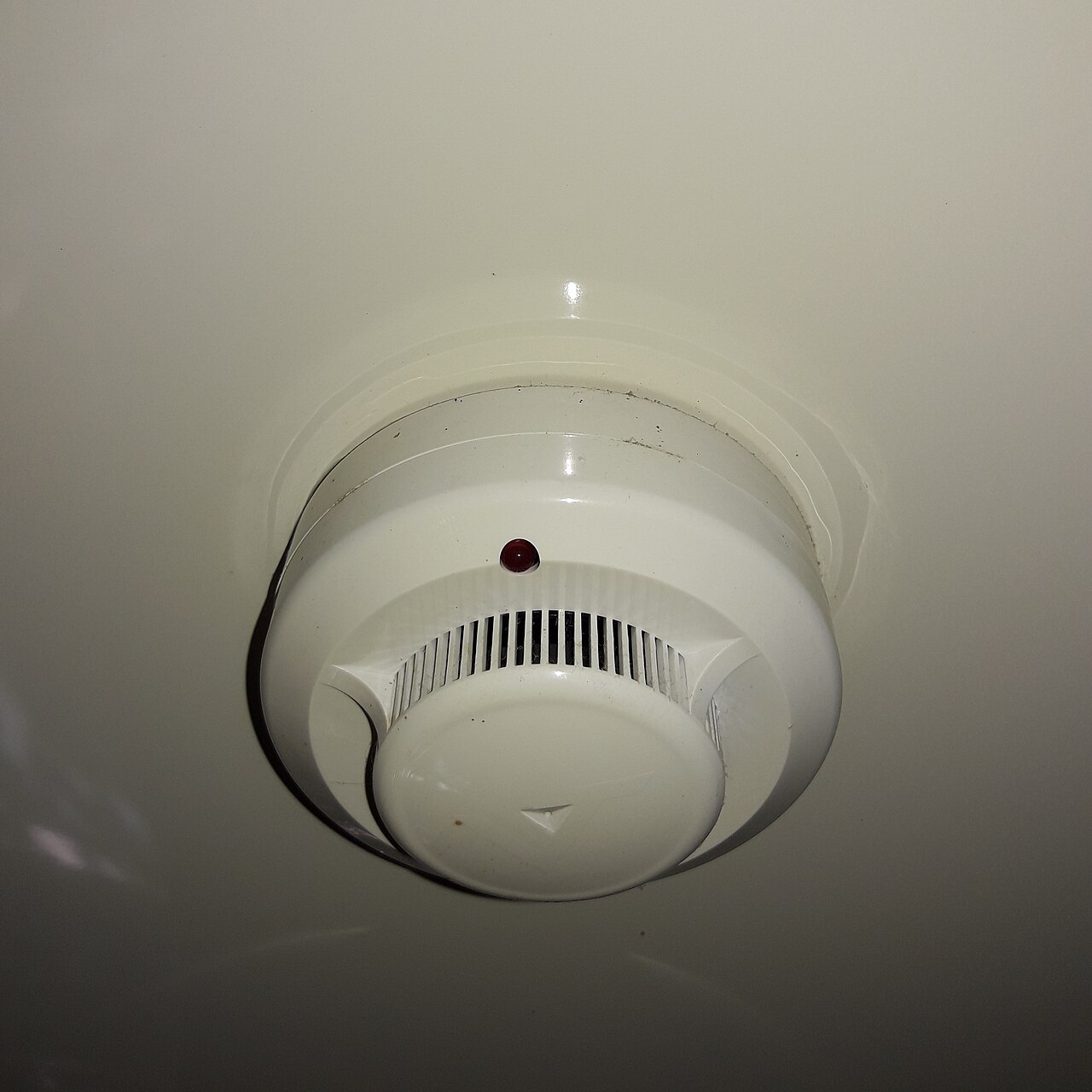 Where to put smoke alarms: bedrooms, hallways, stairs, and where not to